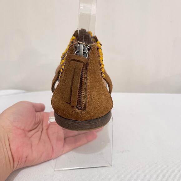 Minnetonka Ankle Sandals Womens 9 Brown Leather Yellow Beads Gladiator BOHO - Picture 8 of 9